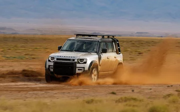 Land Rover Defender 2020 