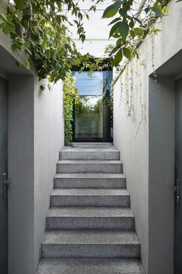 Miniatura: Remont domu kostki z lat 50. XX wieku,...