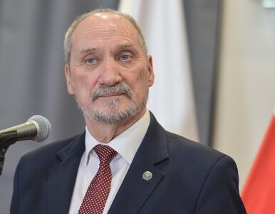 Miniatura: Antoni Macierewicz: Obowiązkowa służba...