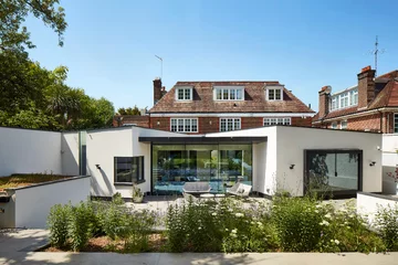 Minimalistyczne wnętrza z retro akcentami, projekt XUL Architecture downloadfor.press. xul