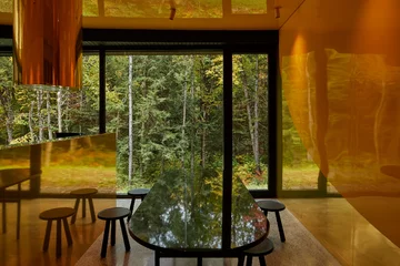 Leśny azyl miłośników sztuki, projekt Studio Jean Verville architectes v2com, 1010-16, Studio Jean Verville