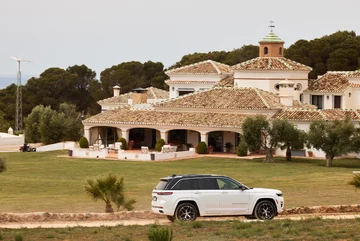 Jeep Grand Cherokee Summit Reserve 