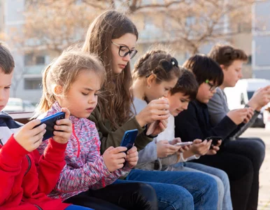 Miniatura: Polacy za zakazem mediów...