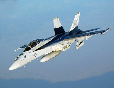 Miniatura: Katastrofa amerykańskiego myśliwca F/A-18...