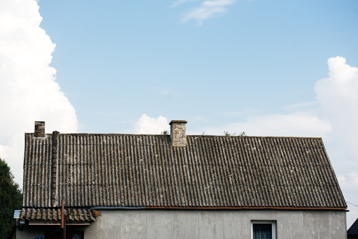 Zdjęcia przed remontem ekipy „Nasz nowy dom” we wsi Piaseczno obok Włocławka 