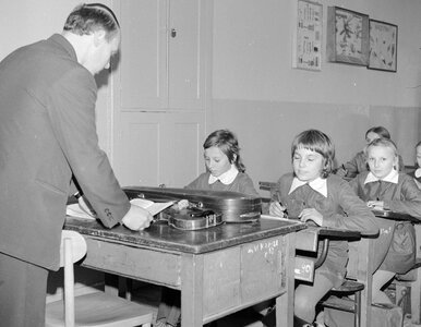 Miniatura: Błyskawiczny QUIZ wiedzy o PRL. Co wiesz o...