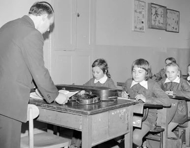 Miniatura: Pamiętasz czasy PRL-u? Sprawdź się quizie