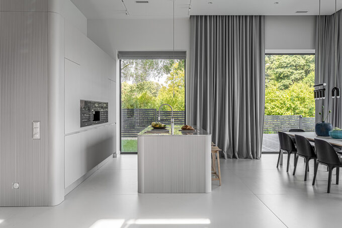 Willa nad rozlewiskiem Narwi, projekt Art’Up Interiors