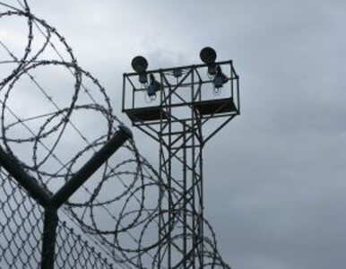 Miniatura: Najmłodszy więzień Guantanamo pozwie rząd USA