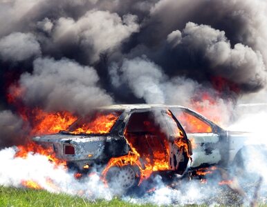 Miniatura: Pożar na autostradzie A4. Spłonął samochód