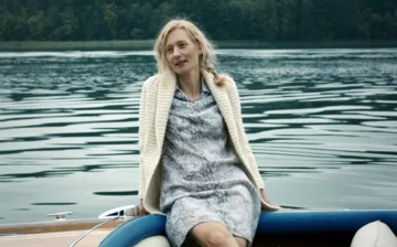 Magdalena Popławska jako Agnieszka Osiecka 