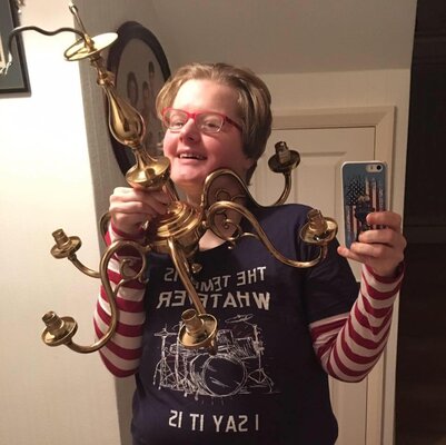 Miniatura: Kobieta, która chce poślubić żyrandol