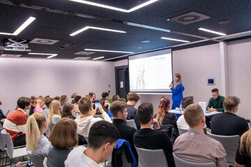 Proces szkoleniowy, czyli jak wyglądają przygotowania do&nbsp;wyjazdu work&travel