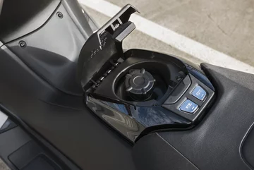 Yamaha TMax SX 