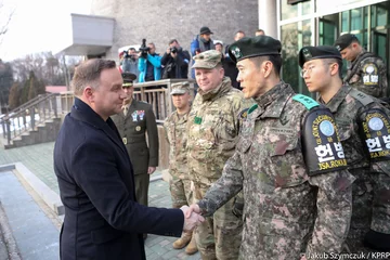 Andrzej Duda w koreańskiej strefie zdemilitaryzowanej 