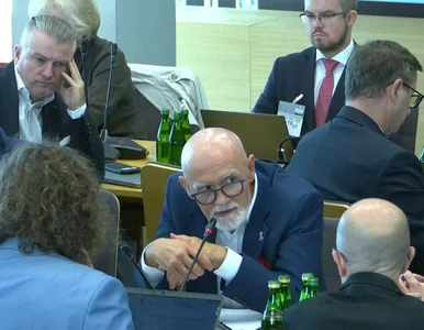 Miniatura: Jawność kontraktów medycznych coraz...