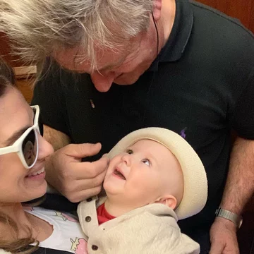 Hilaria Baldwin z rodziną 