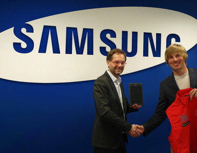 Miniatura: Samsung oraz załoga Selma Expeditions...