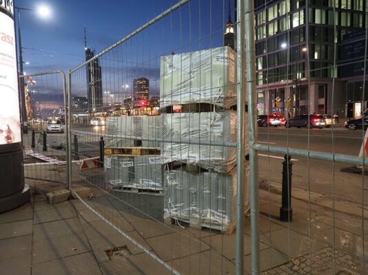 Miniatura: Rondo Dmowskiego na dzień przed Świętem...