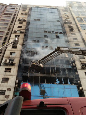 Miniatura: Pożar budynku w biznesowej części stolicy...