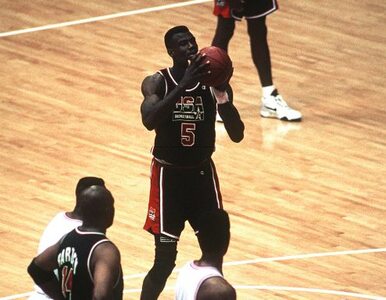 Miniatura: 20 lat temu Jordan poprowadził Dream Team...
