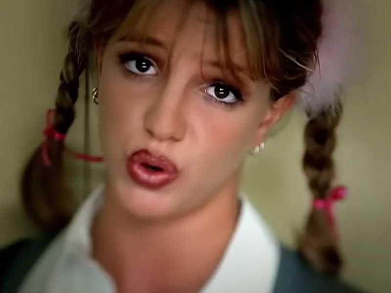 Nostalgiczny QUIZ z muzyki lat 90.