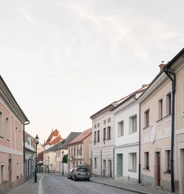 Pomysłowy remont starego domu, projekt BYRÓ architekti 