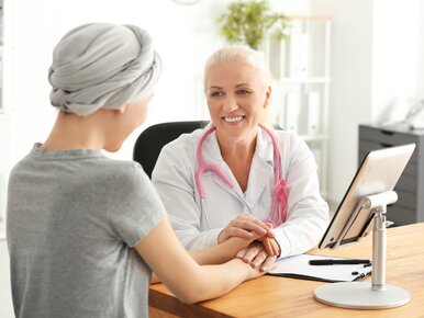 Miniatura: Nowa era polskiej onkologii. „Polska...