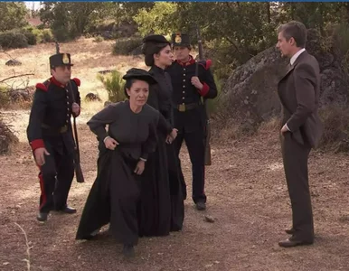 Miniatura: Miliony przed telewizorami. Polacy...