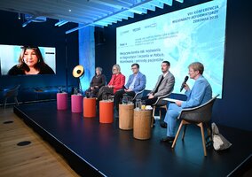 Miniatura: Medycyna kontra rak. Eksperci i pacjenci:...