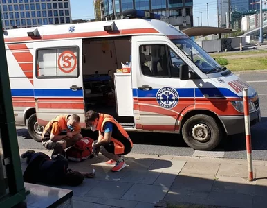 Miniatura: Kilku studentów i wysłużony ambulans. Cel?...