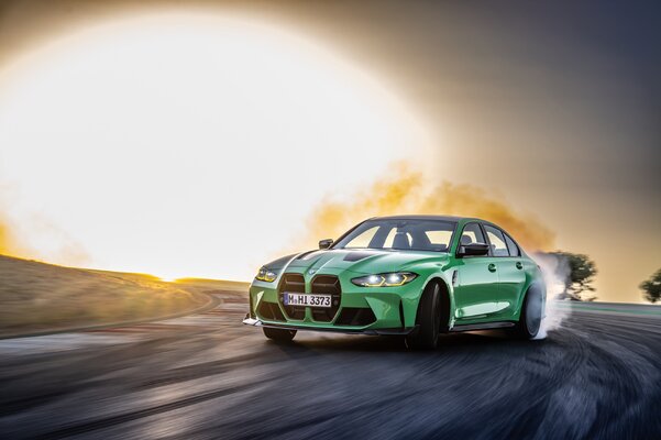 Miniatura: BMW M3 CS