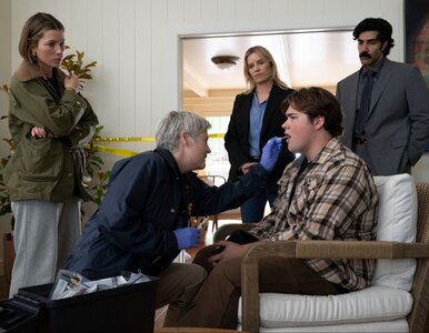 Miniatura: Miniserial idealny na weekendowy seans....