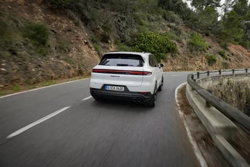 Porsche Cayenne S E-Hybrid 