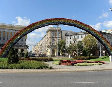 Miniatura: Tęcza powróci na plac Zbawiciela. Ten...