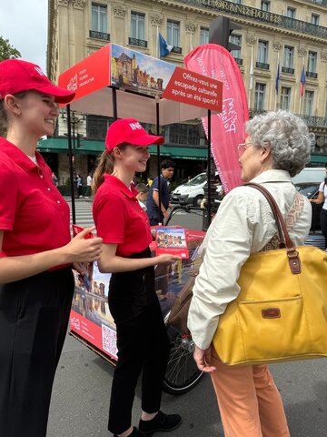 Kampania Polskiej Organizacji Turystycznej promująca Polskę w&nbsp;Paryżu