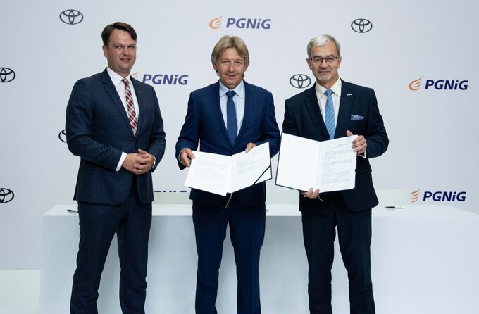 PGNiG podpisuje umowę o współpracy z Toyotą