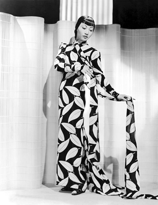 Anna May Wong w filmie „Dangerous to Know” (1938) 