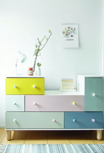 Żółty we wnętrzach 