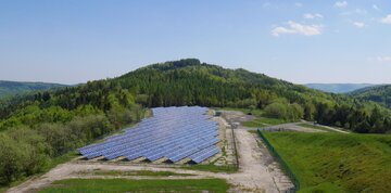 G&oacute;ra Żar &ndash; farma fotowoltaiczna