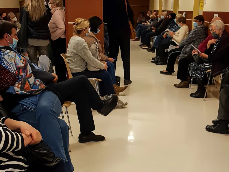 Miniatura: NFZ na&nbsp;skraju wydolności. Nowa ustawa...