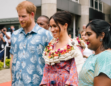 Miniatura: Meghan i Harry z wizytą na Fidżi. Księżna...