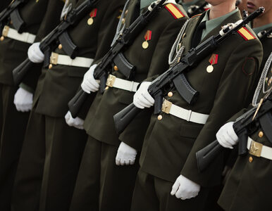 Miniatura: Rosja modernizuje i tworzy nowe armie na...