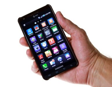 Miniatura: Samsung silny smartfonami