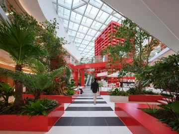 Atrium centrum handlowego w Qingdao zaprojektowane przez CLOU architects na wzór miasta przyszłości v2com, 3565-14, CLOU architects