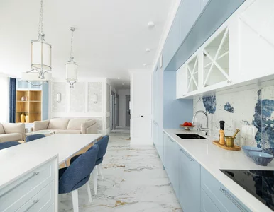 Miniatura: Styl, spokój i błękit. Tu mieszkają dwie...