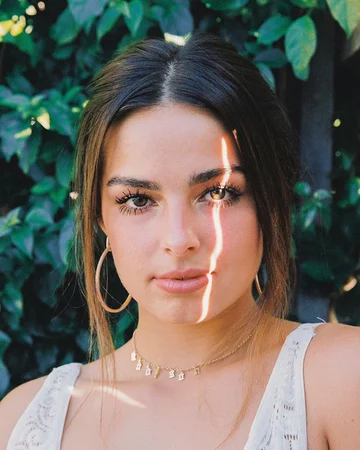 Addison Rae 