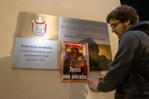 Miniatura: Nocna akcja w Warszawie. Aktywiści...