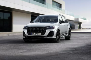Nowe Audi Q7 TFSI e quattro 