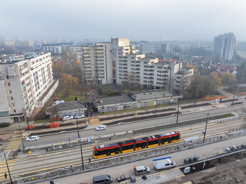 Kompleks przy ul. Sobieskiego 100, znany jako „Szpiegowo” – jeden z najbardziej tajemniczych adresów PRL, który po latach sporów prawnych ma szansę przejść pełną rewitalizację
